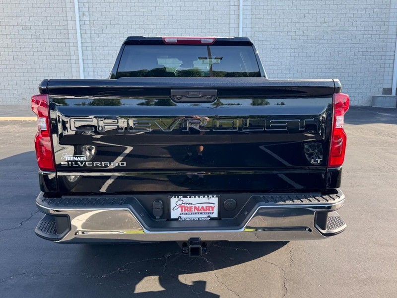 Chevrolet Silverado 1500 Vehicle Image 05