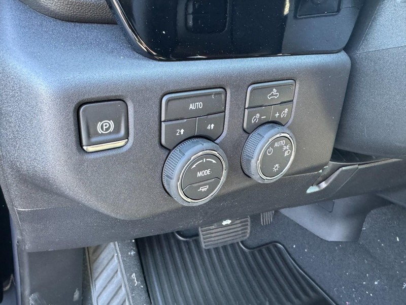 Chevrolet Silverado 1500 Vehicle Image 13