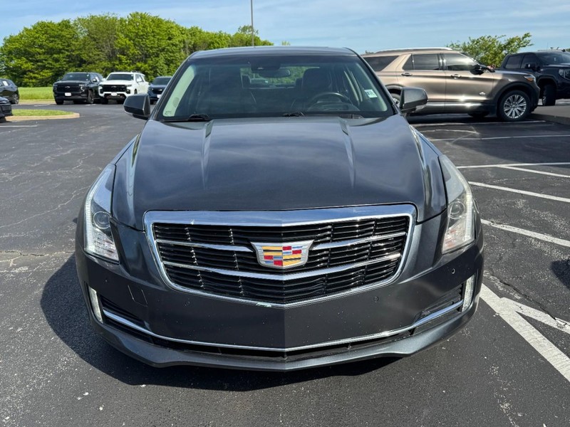 Cadillac ATS Sedan Vehicle Full-screen Gallery Image 08