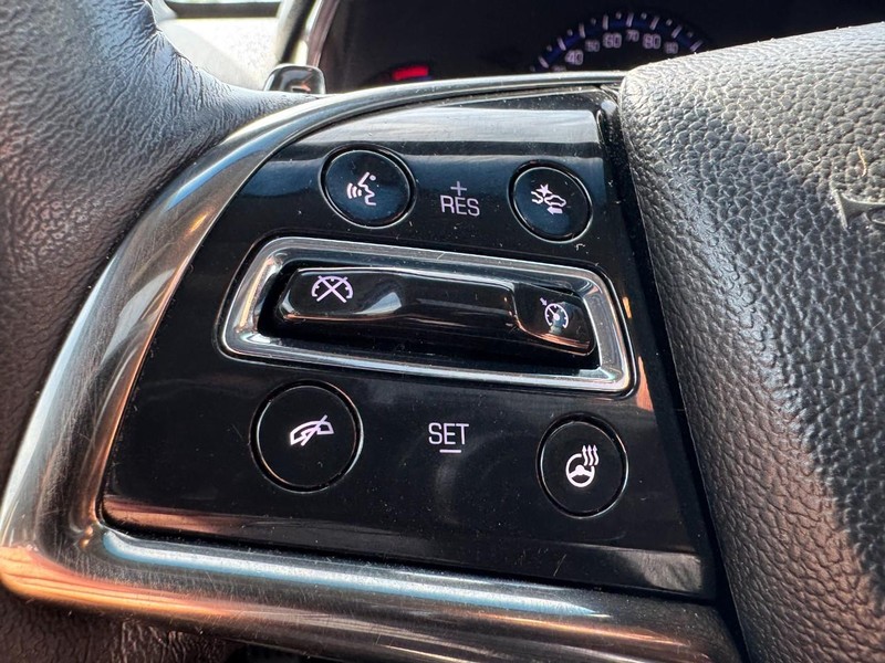 Cadillac ATS Sedan Vehicle Full-screen Gallery Image 16