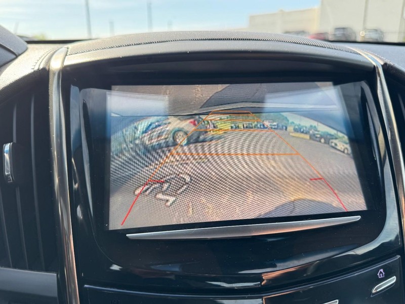 Cadillac ATS Sedan Vehicle Full-screen Gallery Image 21