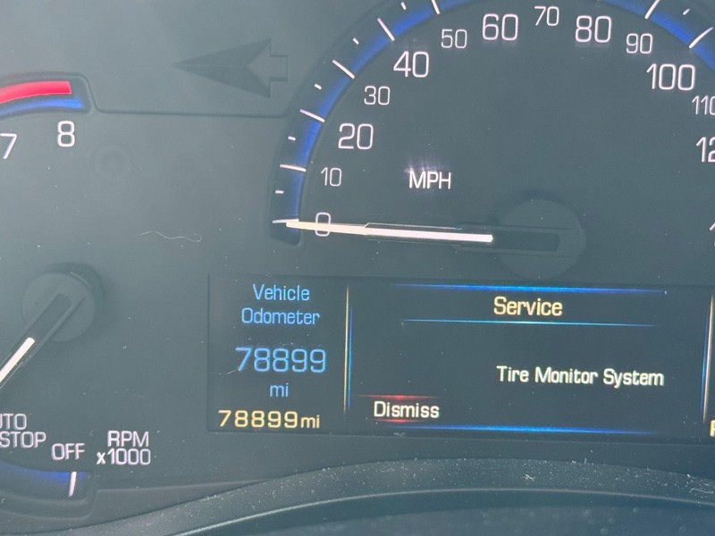 Cadillac ATS Sedan Vehicle Full-screen Gallery Image 23