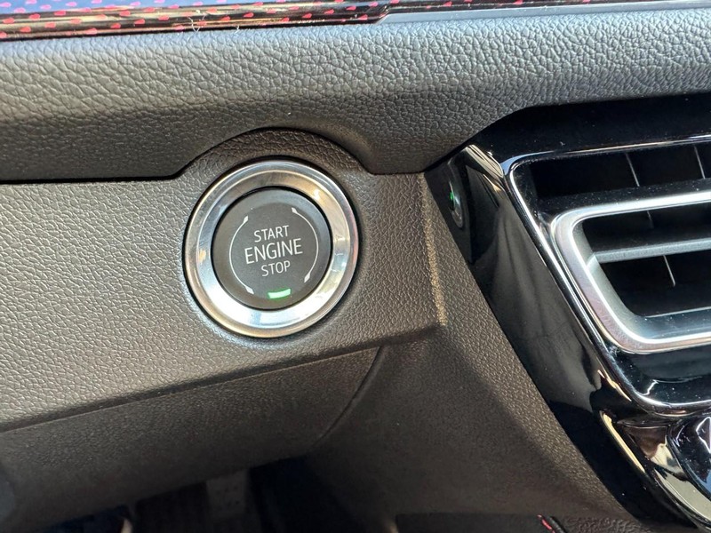 Chevrolet Traverse Vehicle Image 20