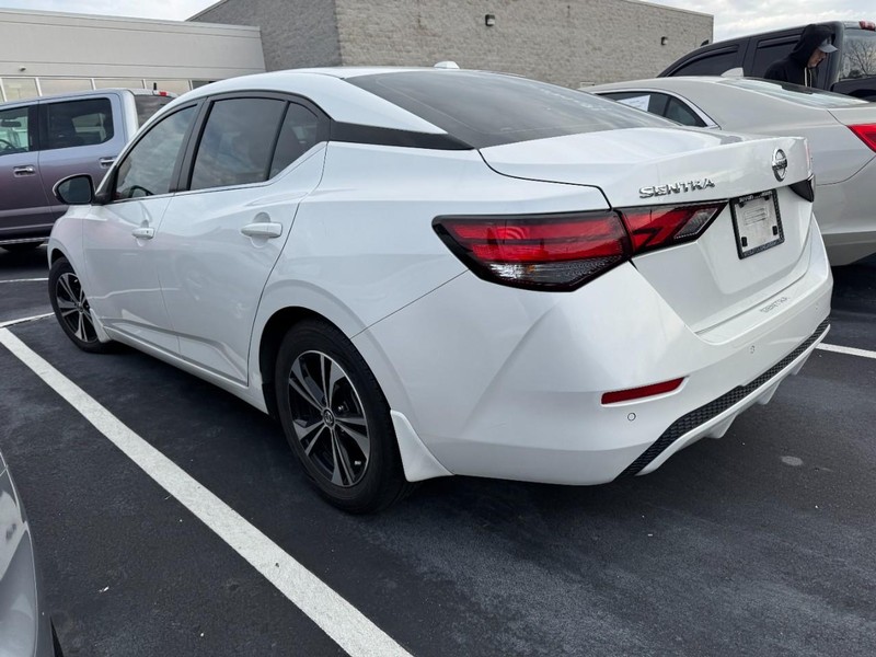 Nissan Sentra Vehicle Image 05