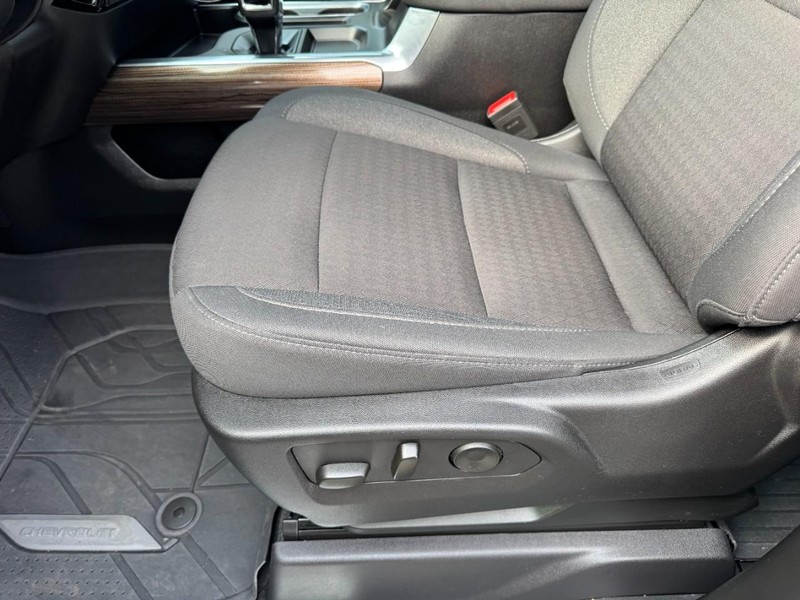 Chevrolet Silverado 1500 Vehicle Image 14