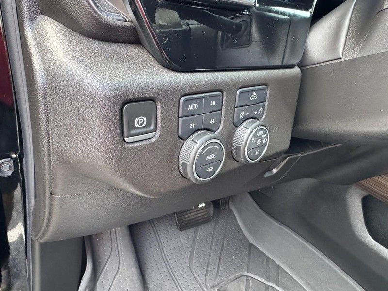 Chevrolet Silverado 1500 Vehicle Image 16