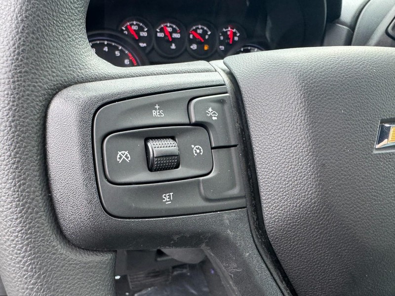 Chevrolet Silverado 1500 Vehicle Image 13