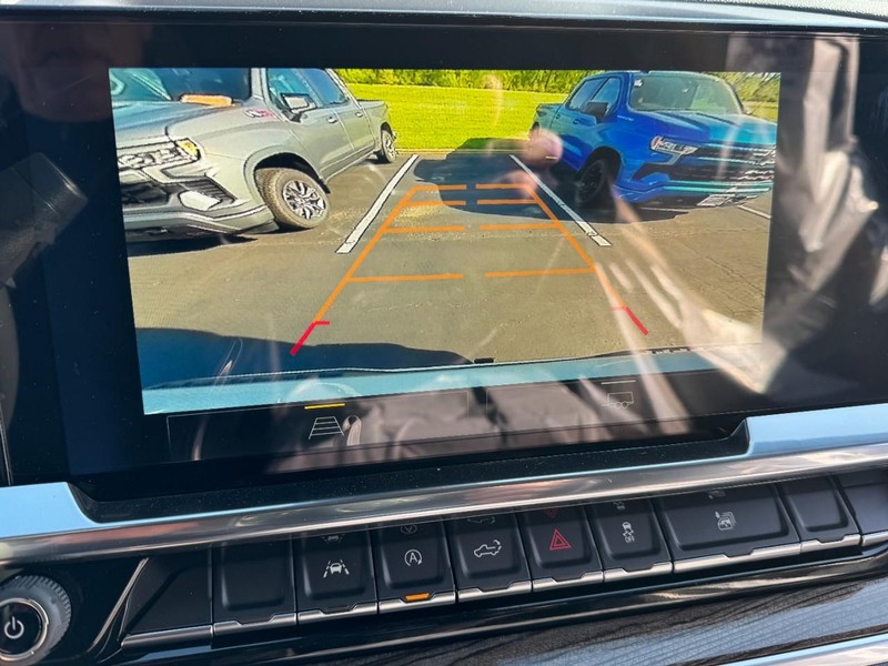 Chevrolet Silverado 1500 Vehicle Image 18