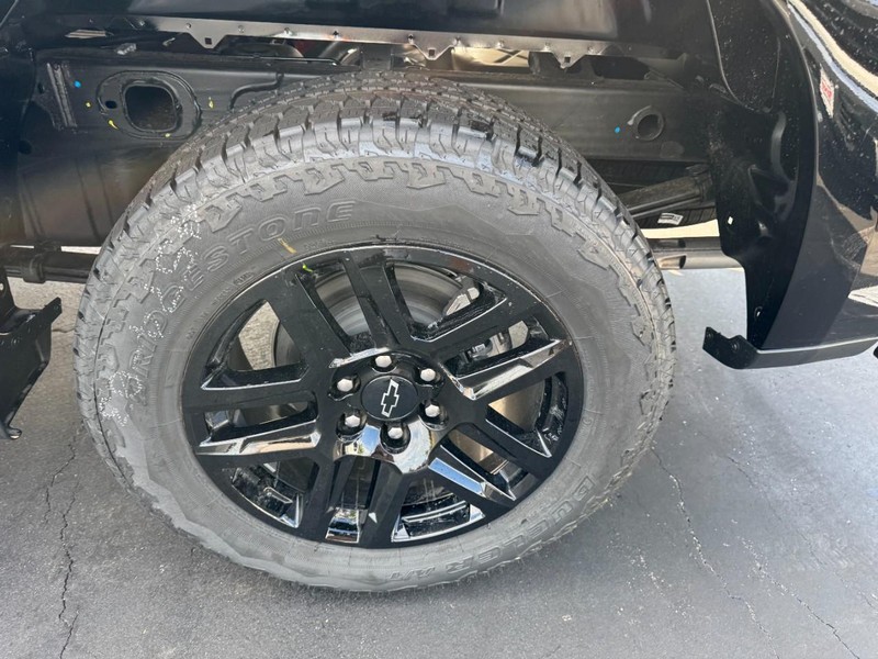 Chevrolet Silverado 1500 Vehicle Image 07
