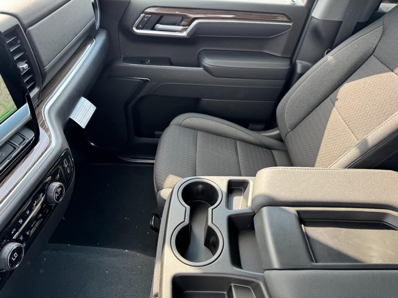 Chevrolet Silverado 1500 Vehicle Image 10