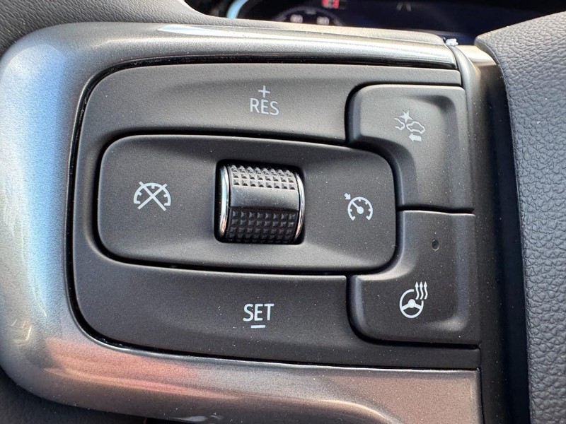 Chevrolet Silverado 1500 Vehicle Image 14