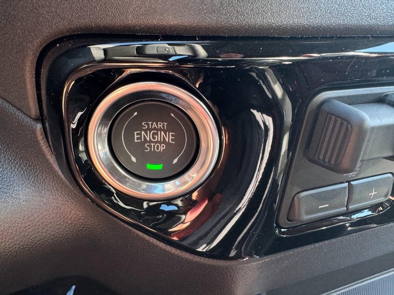 Chevrolet Silverado 1500 Vehicle Image 19