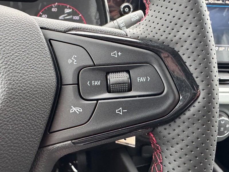 Chevrolet Trax Vehicle Image 11