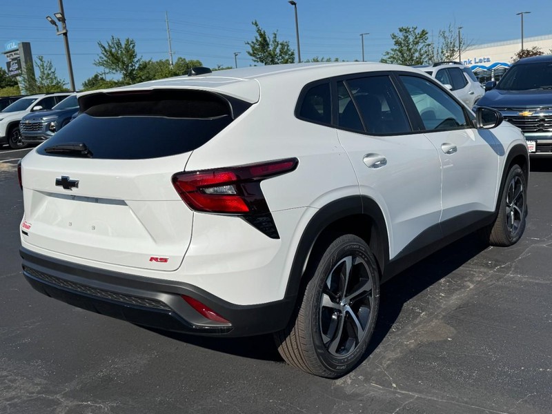 Chevrolet Trax Vehicle Image 03