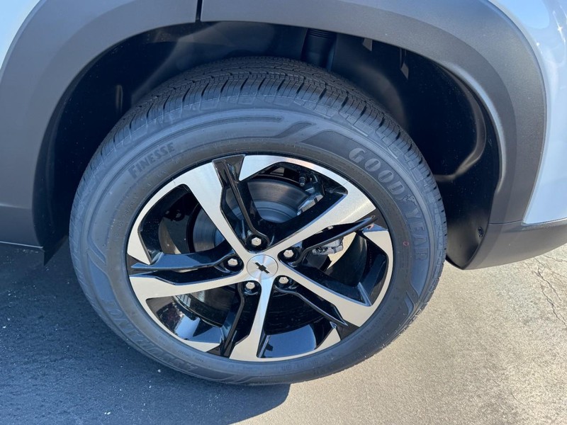 Chevrolet Trax Vehicle Image 06