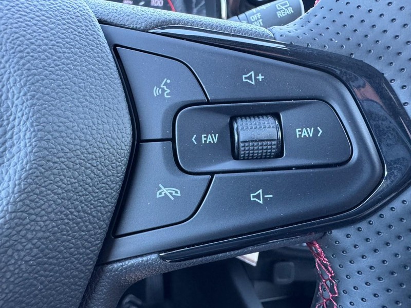 Chevrolet Trax Vehicle Image 10