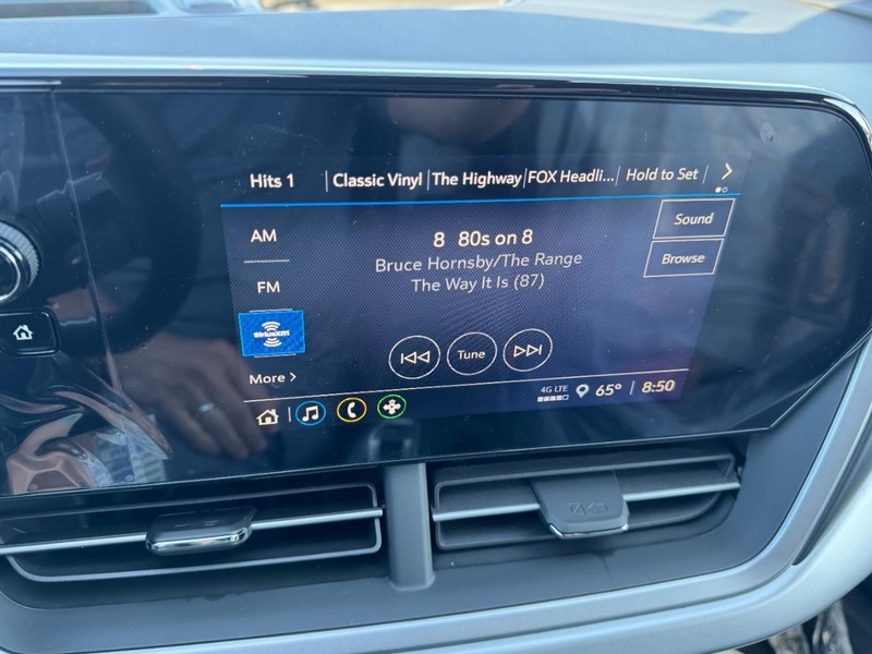 Chevrolet Trax Vehicle Image 13