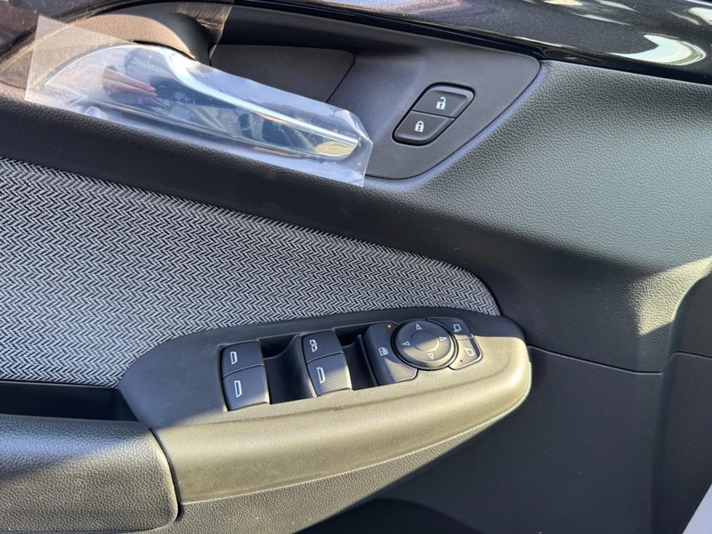 Chevrolet TrailBlazer Vehicle Image 08