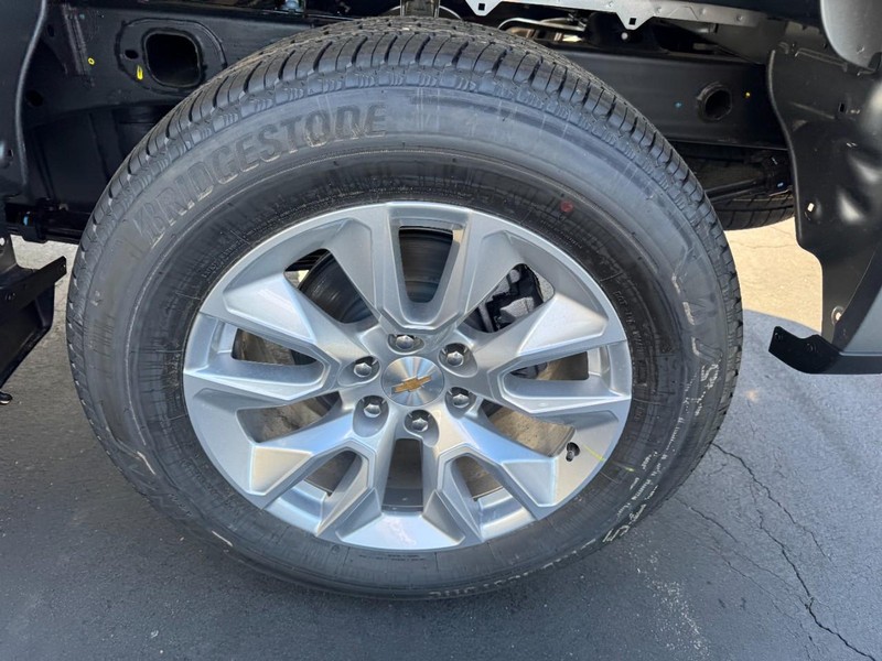 Chevrolet Silverado 1500 Vehicle Image 07