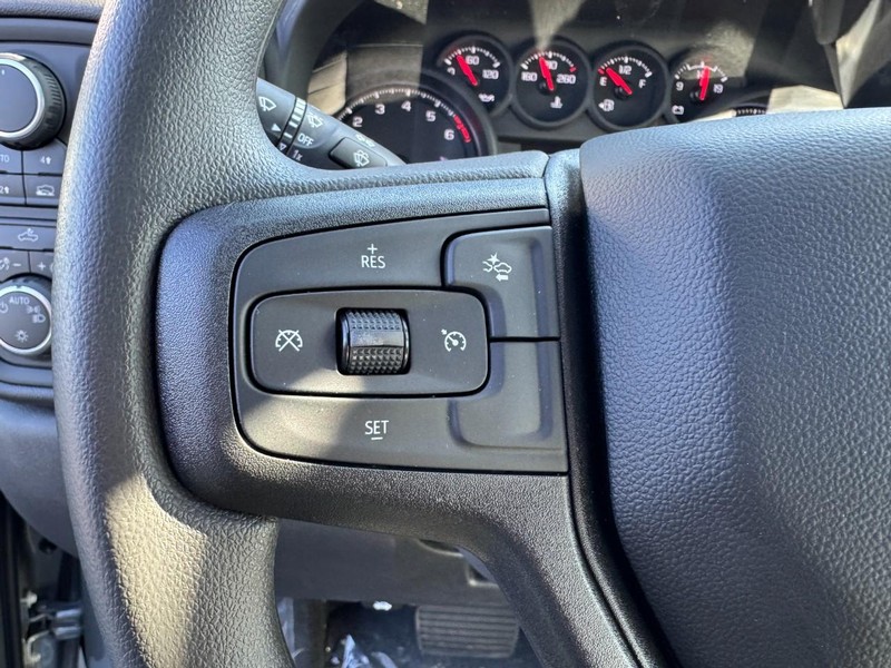 Chevrolet Silverado 1500 Vehicle Image 13