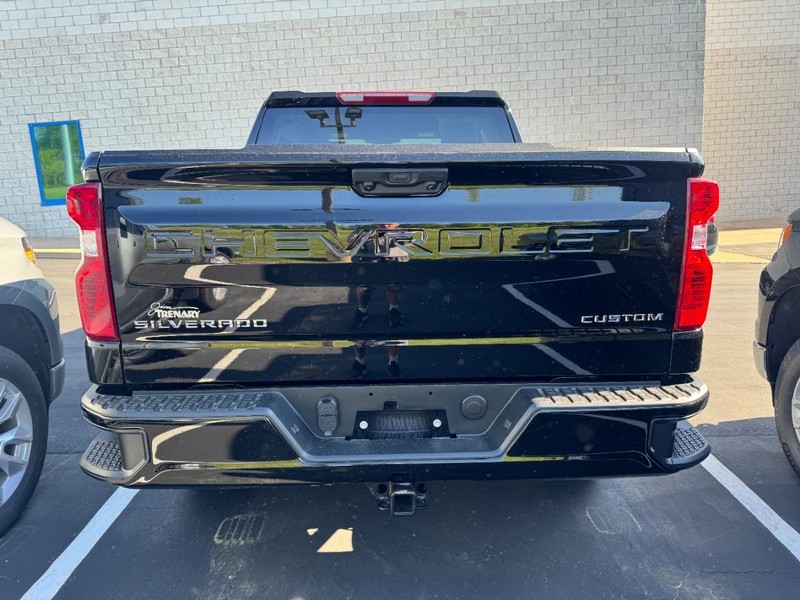 Chevrolet Silverado 1500 Vehicle Image 06