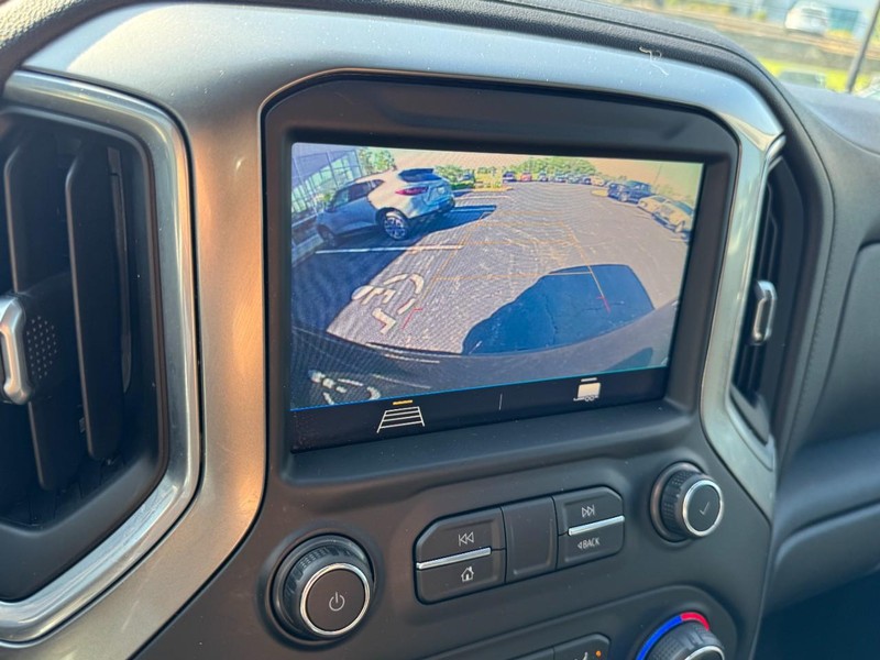 Chevrolet Silverado 1500 Vehicle Image 22