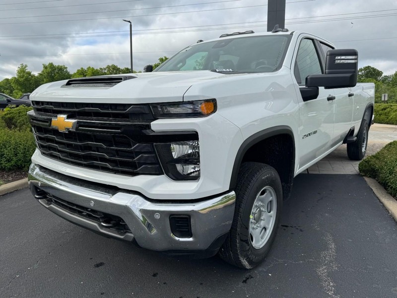 Chevrolet Silverado 2500HD Vehicle Image 04