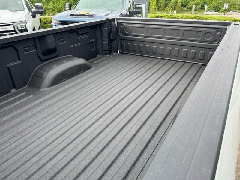Chevrolet Silverado 2500HD Vehicle Image 08