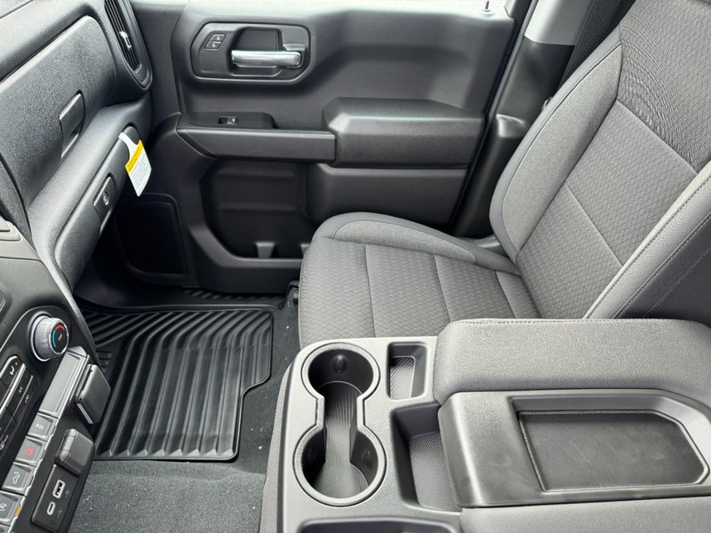 Chevrolet Silverado 1500 Vehicle Image 10