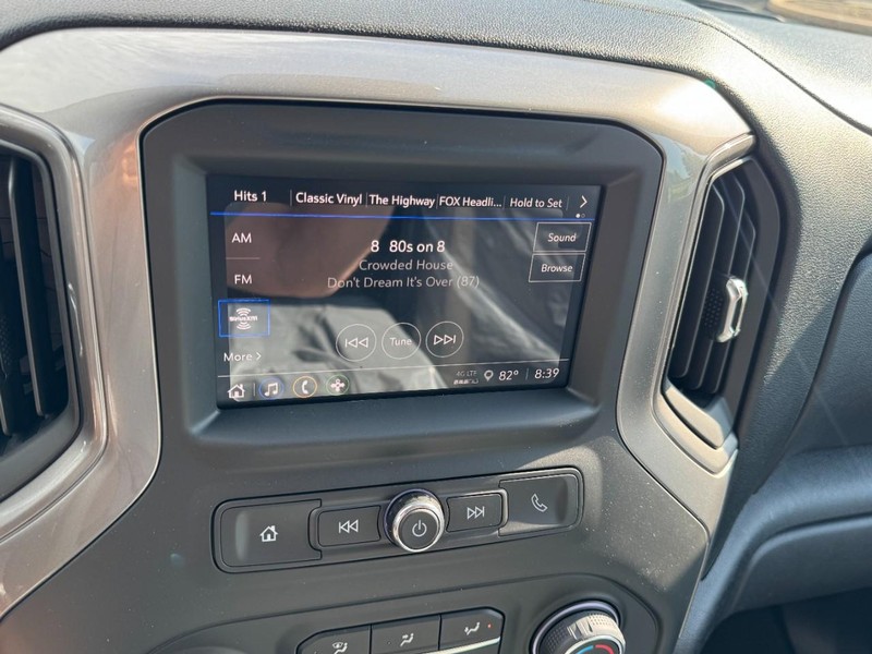 Chevrolet Silverado 1500 Vehicle Image 14