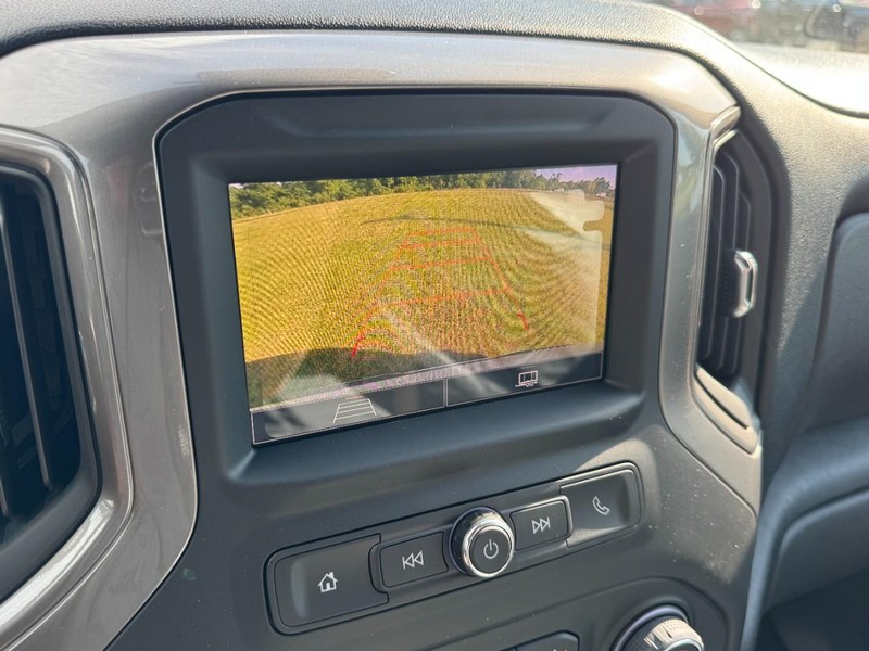 Chevrolet Silverado 1500 Vehicle Image 16