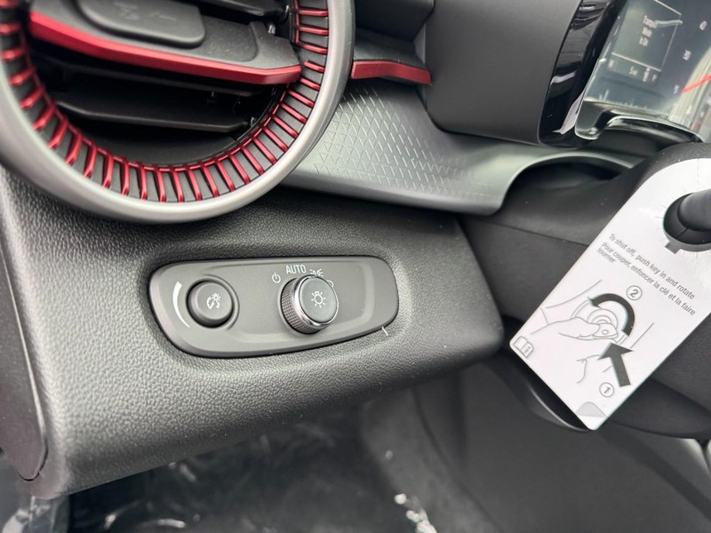 Chevrolet Trax Vehicle Image 09