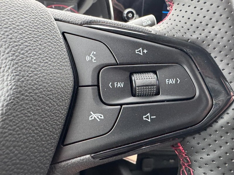 Chevrolet Trax Vehicle Image 11