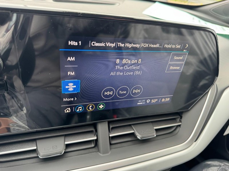 Chevrolet Trax Vehicle Image 14