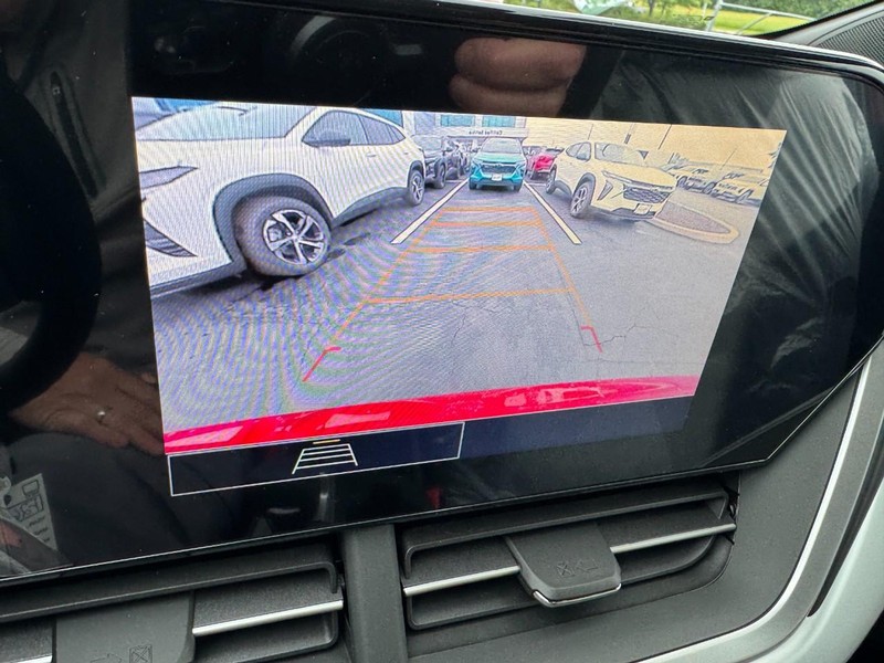 Chevrolet Trax Vehicle Image 15