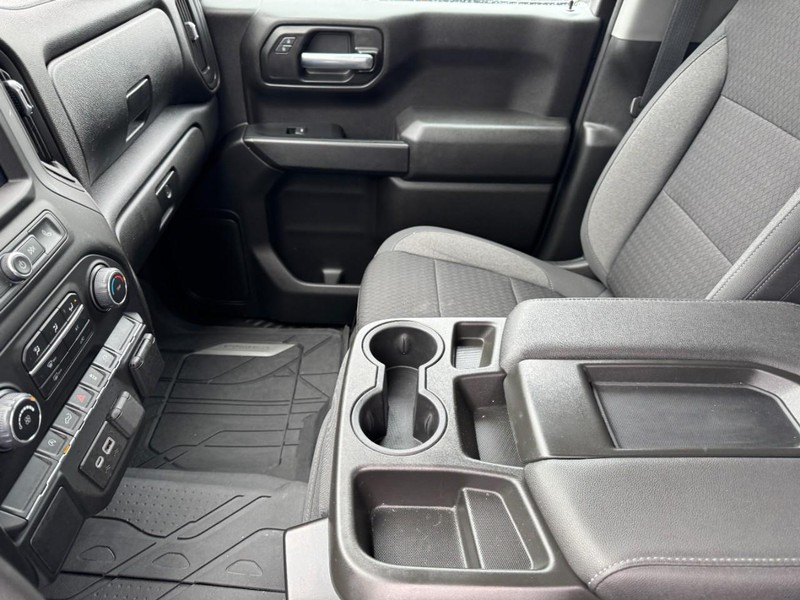 Chevrolet Silverado 1500 LTD Vehicle Image 13