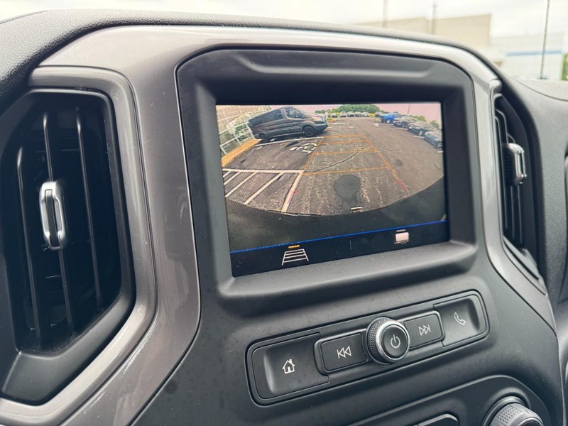 Chevrolet Silverado 1500 LTD Vehicle Image 20