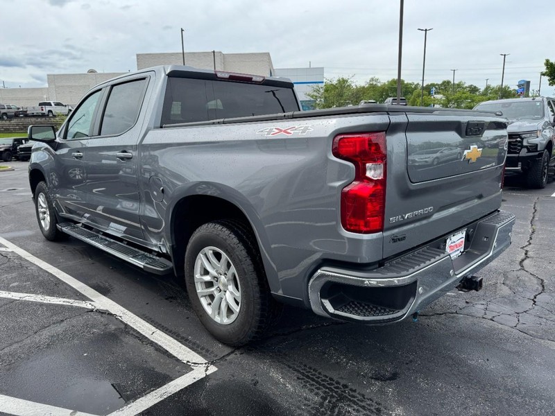 Chevrolet Silverado 1500 Vehicle Image 05