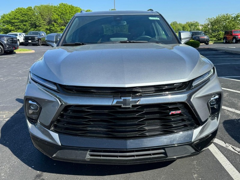 Chevrolet Blazer Vehicle Full-screen Gallery Image 09