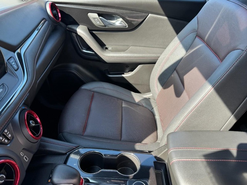 Chevrolet Blazer Vehicle Full-screen Gallery Image 13