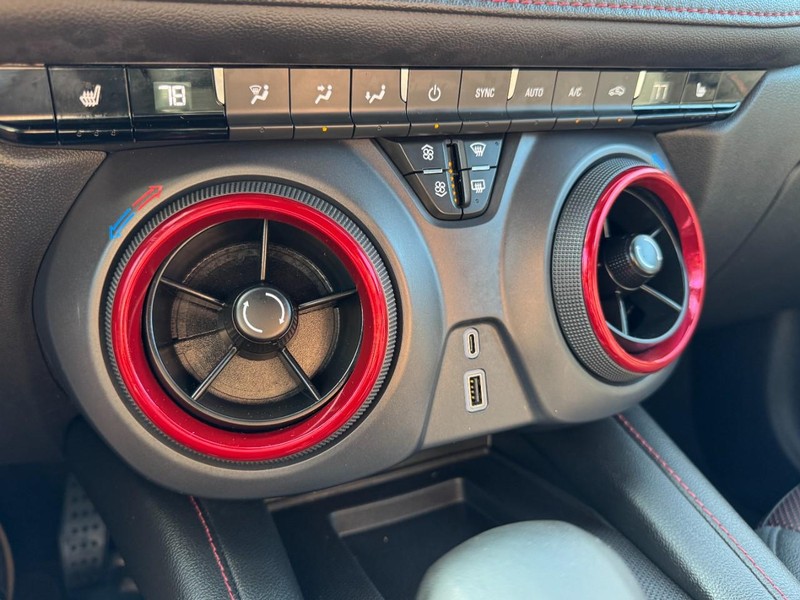 Chevrolet Blazer Vehicle Full-screen Gallery Image 18