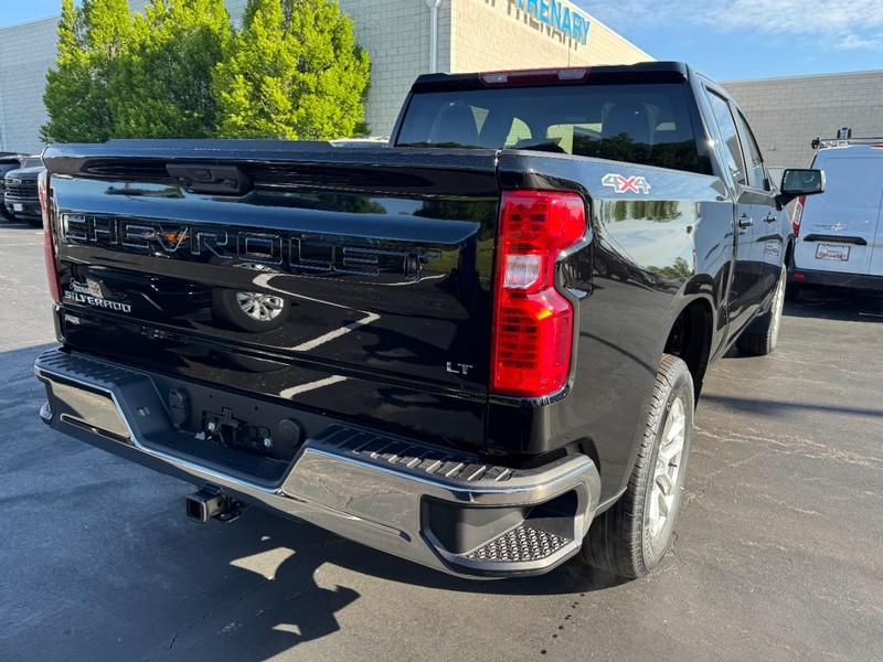 Chevrolet Silverado 1500 Vehicle Image 04