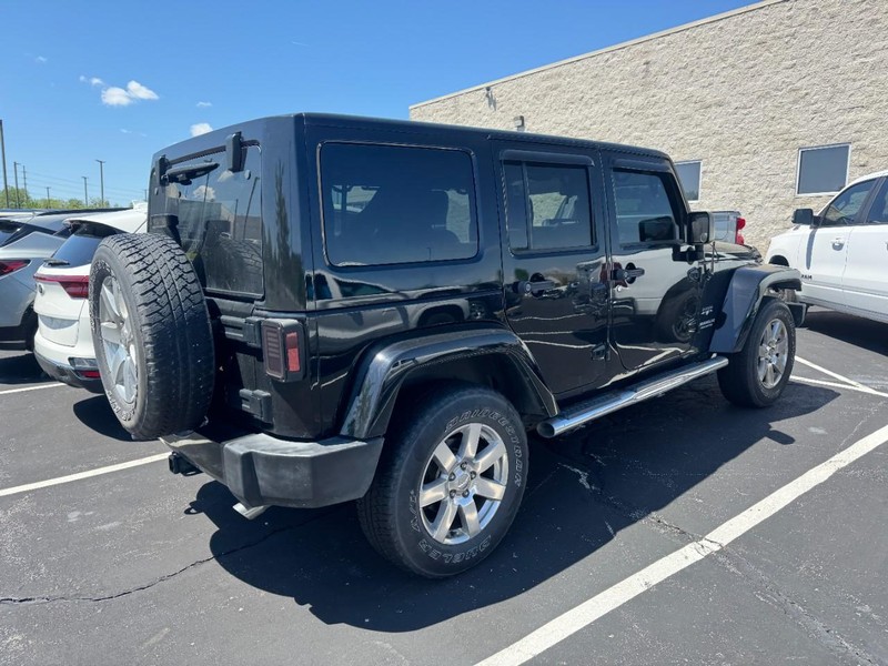 Jeep Wrangler Unlimited Vehicle Image 03