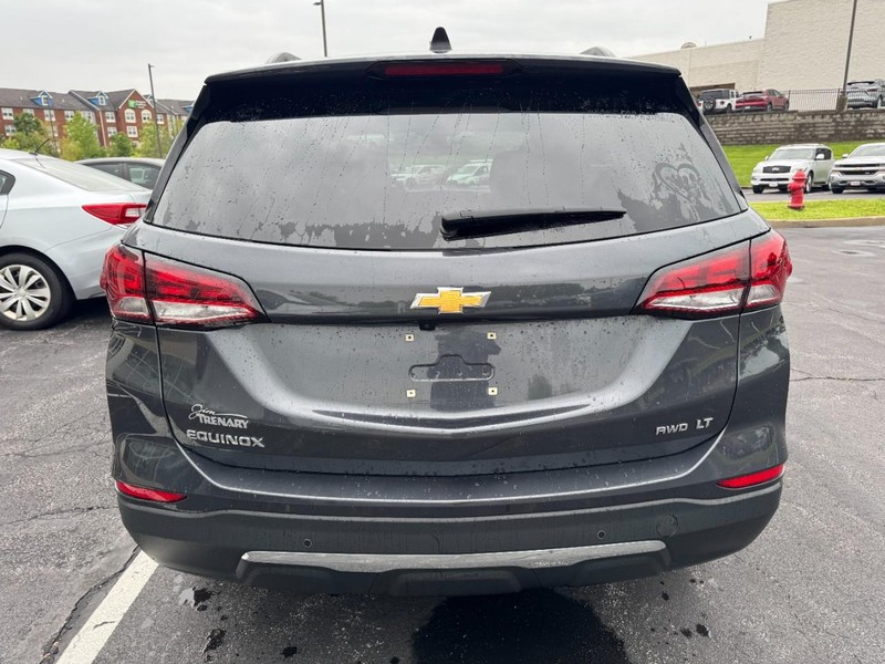 Chevrolet Equinox Vehicle Full-screen Gallery Image 04