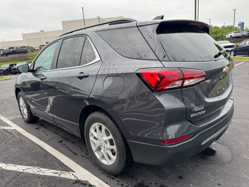 Chevrolet Equinox Vehicle Full-screen Gallery Image 05