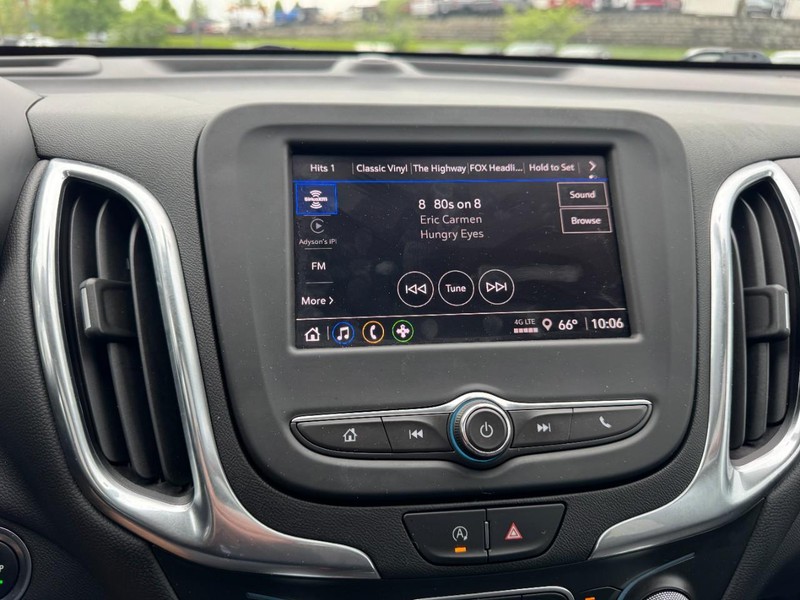 Chevrolet Equinox Vehicle Full-screen Gallery Image 20