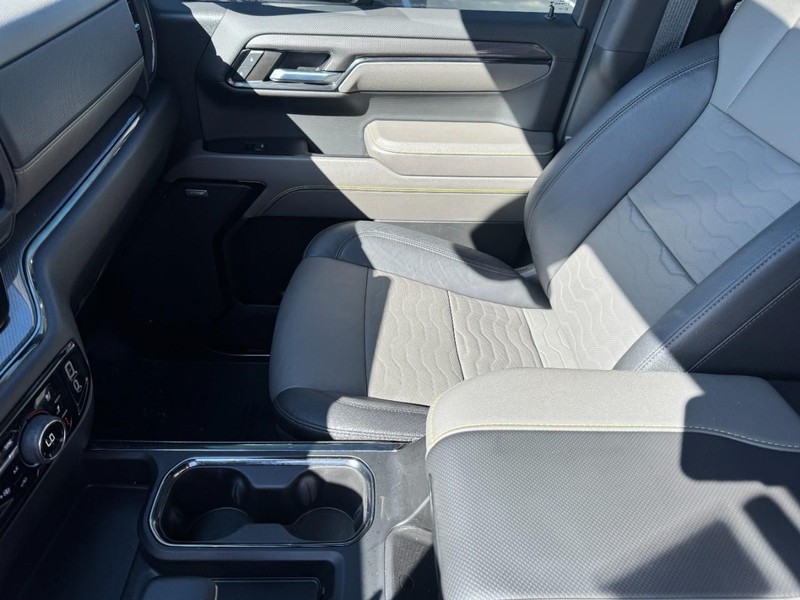 Chevrolet Silverado 1500 Vehicle Image 14