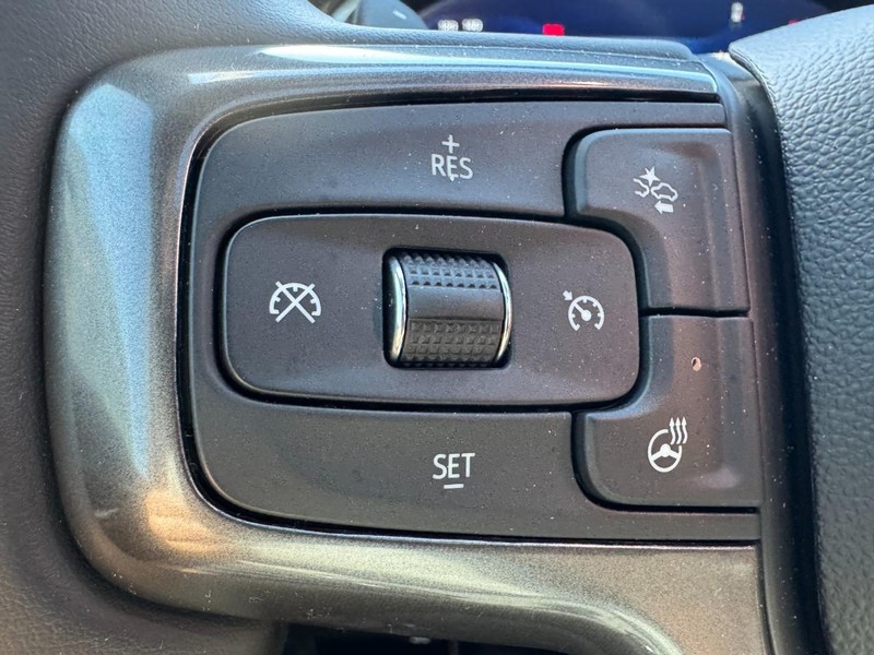 Chevrolet Silverado 1500 Vehicle Image 17