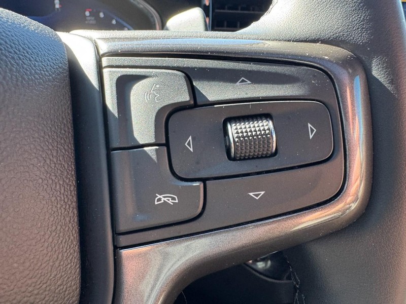 Chevrolet Silverado 1500 Vehicle Image 18