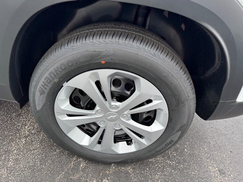 Chevrolet Trax Vehicle Image 06